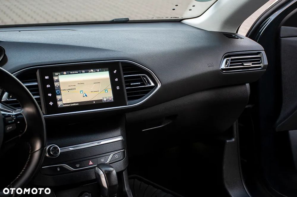 Peugeot 308 BlueHDi FAP 150 EAT6 Stop & Start Allure - 32