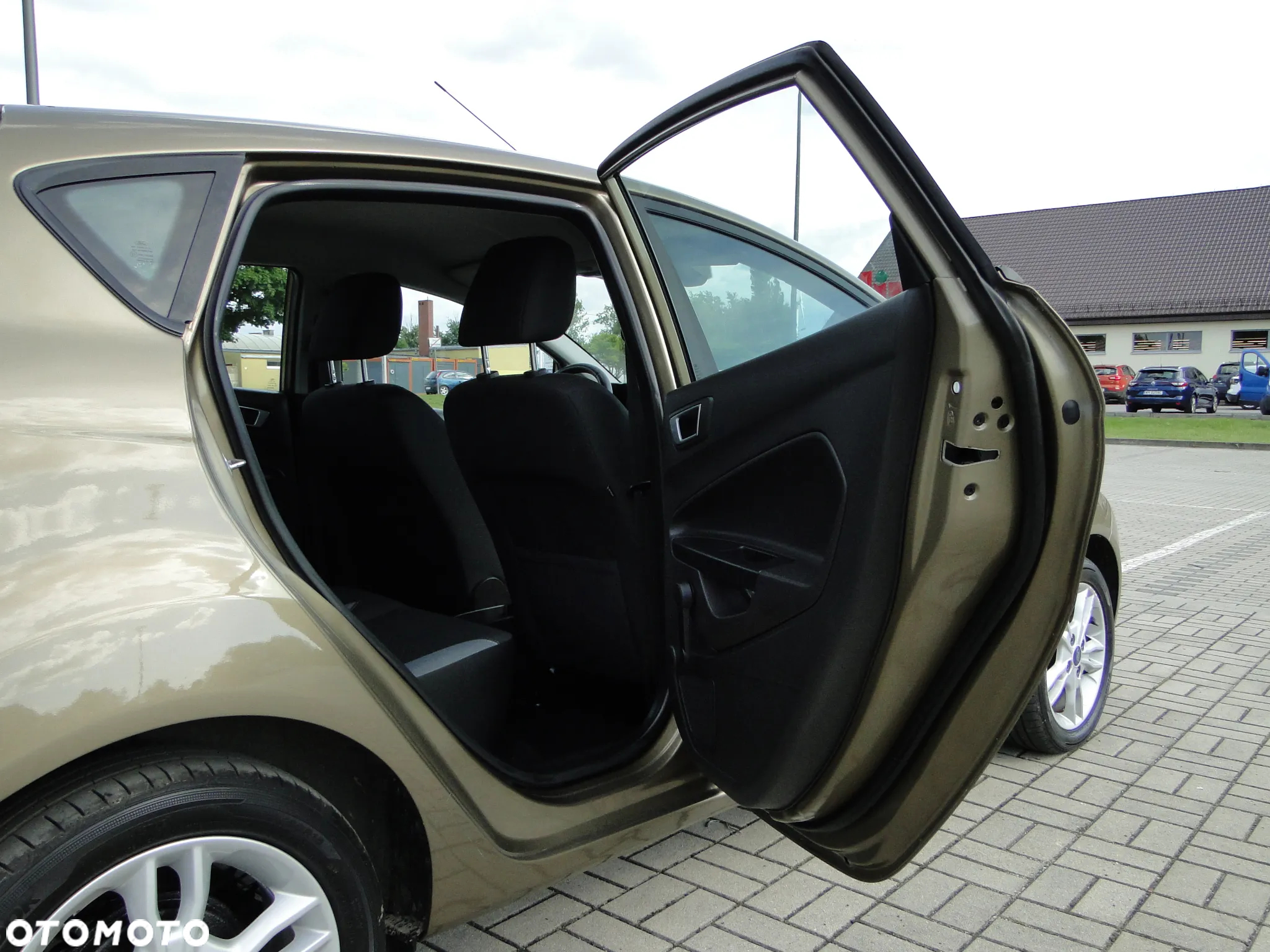 Ford Fiesta - 11
