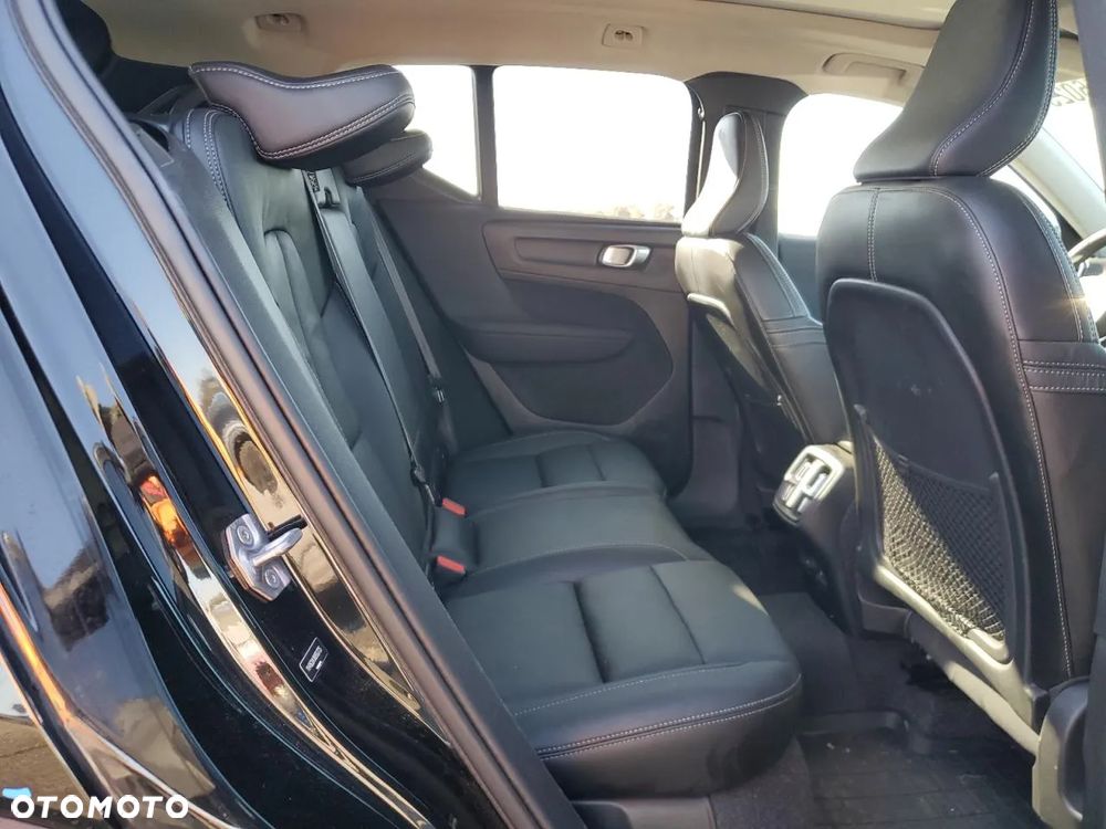 Volvo XC 40 T5 AWD Geartronic Momentum - 12