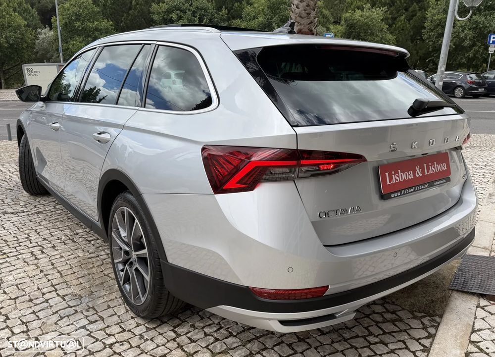 Skoda Octavia Break 2.0 TDI Scout DSG 4x4 - 5