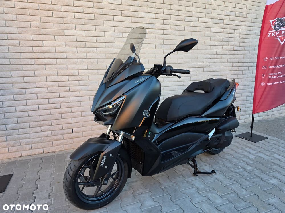Yamaha X-max - 1