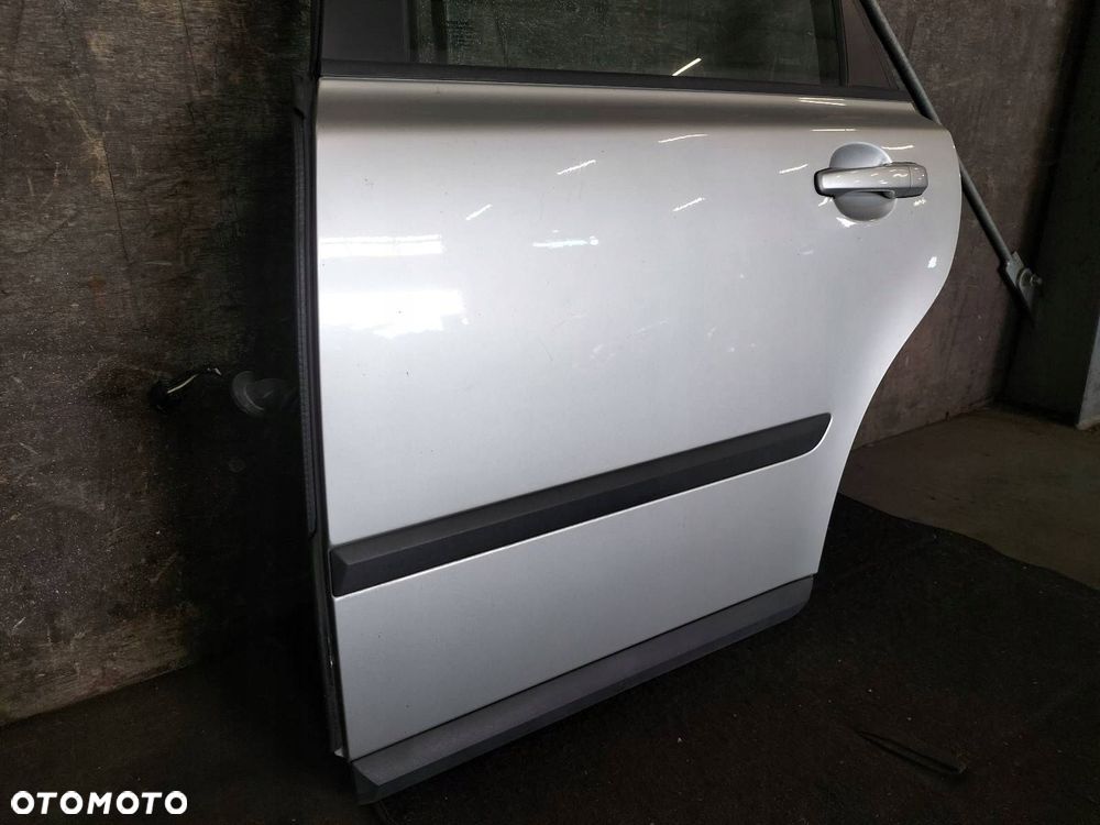 DRZWI KOMPLETNE LEWY TYŁ VOLVO V50 I 426-26 - 4