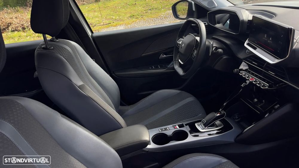 Peugeot 2008 PureTech 130 EAT8 Allure Pack - 10