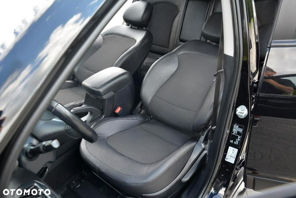 Hyundai ix35 1.6 GDI Premium 2WD - 18