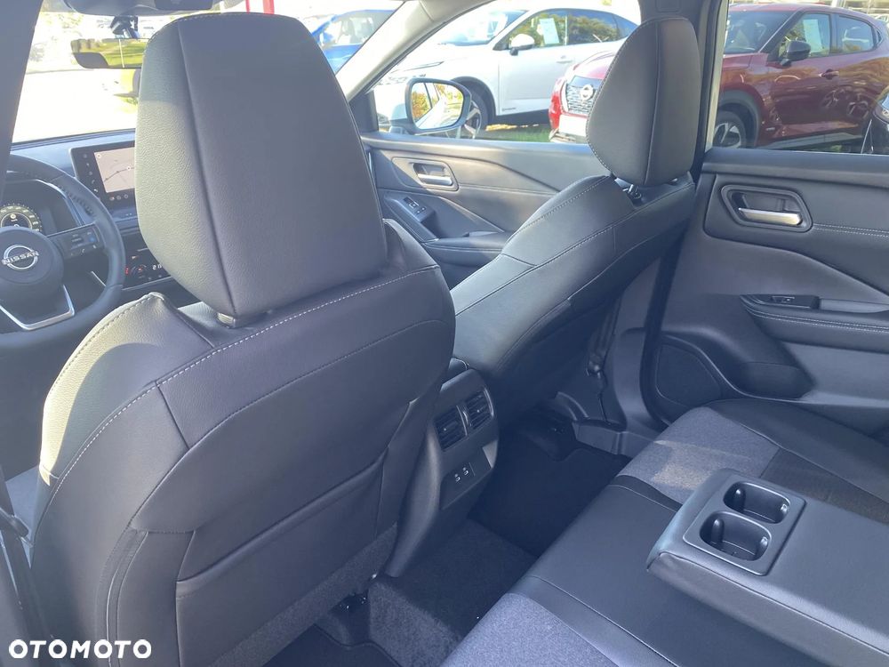 Nissan Qashqai 1.3 DIG-T mHEV N-Connecta - 23