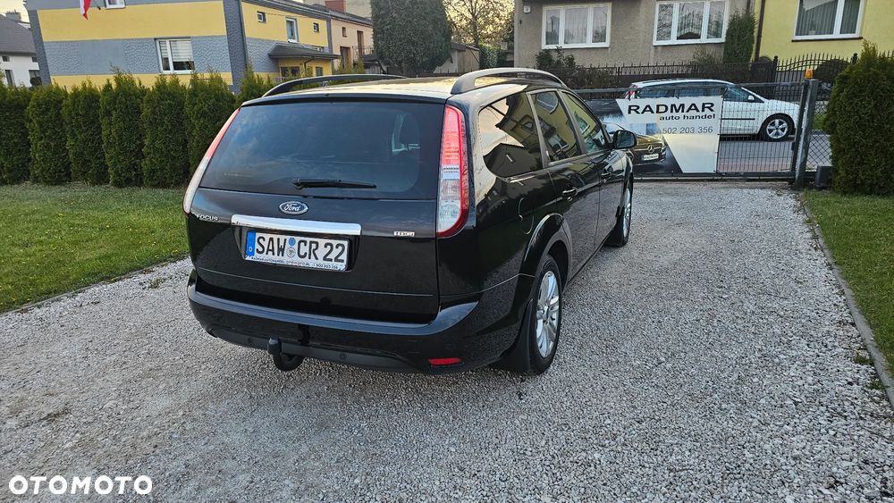 Ford Focus 2.0 TDCi DPF Ghia - 6