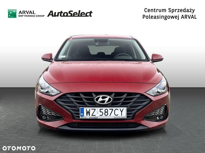 Hyundai i30 1.5 DPI Classic + - 10