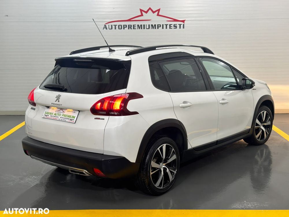 Peugeot 2008 1.2 L PureTech STT GT Line - 13