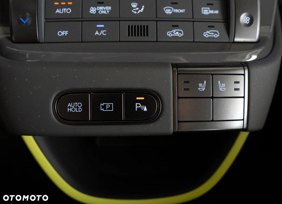 Hyundai Inster 49kWh Cross Smart - 23