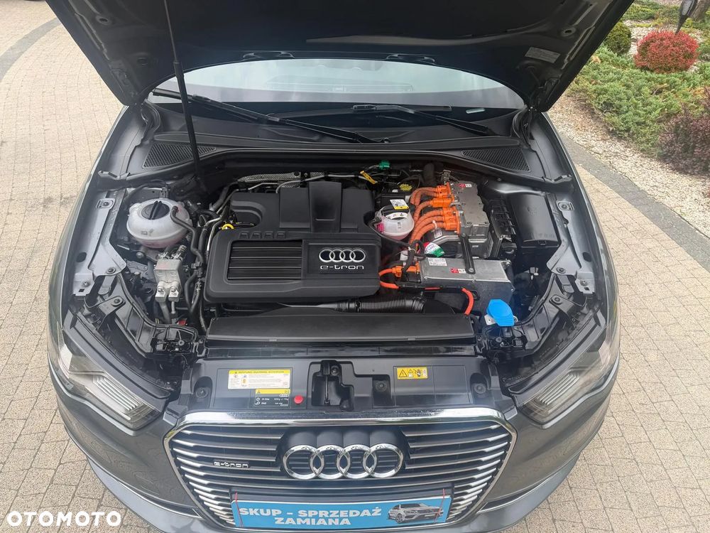 Audi A3 Sportback 1.4 TFSI e-tron S line Sportpaket - 33