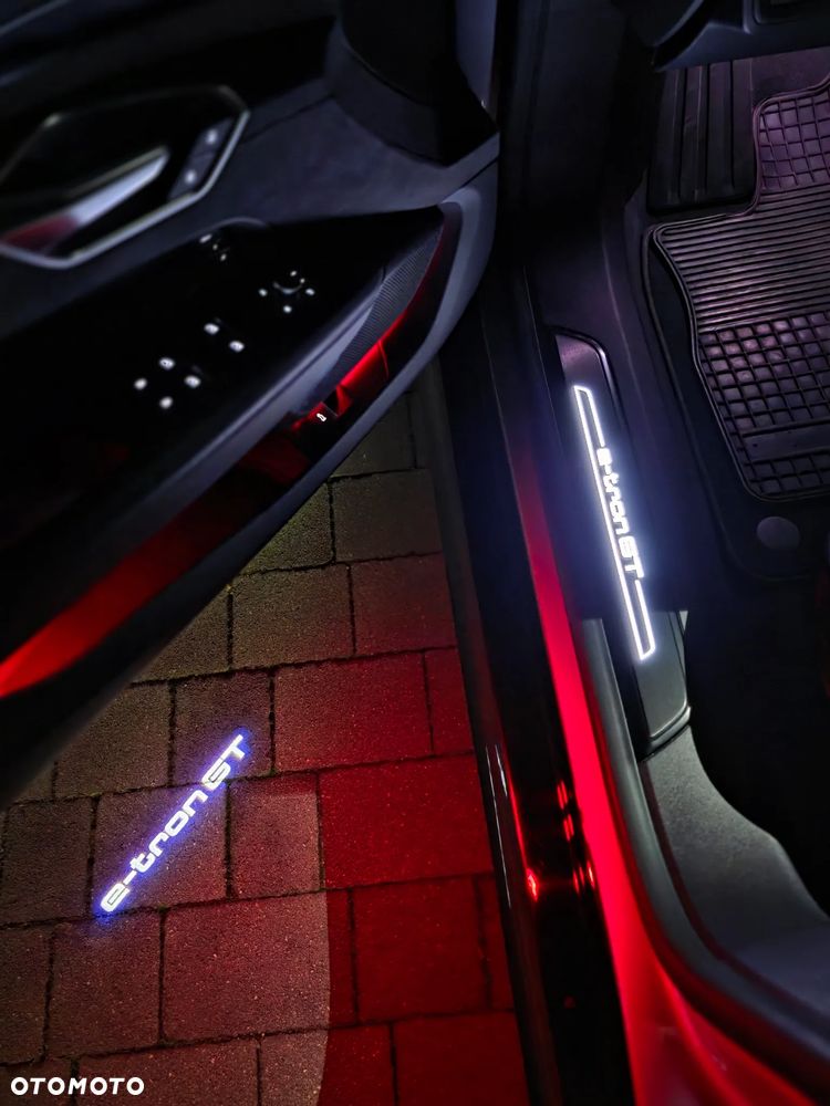 Audi e-tron GT - 13