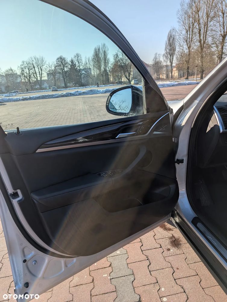 BMW X3 xDrive30i GPF xLine sport - 28