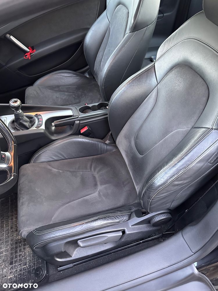 Audi TT S Coupé - 7