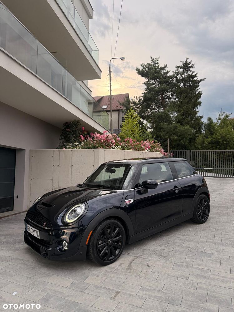 MINI Cooper S Sidewalk Trim - 8