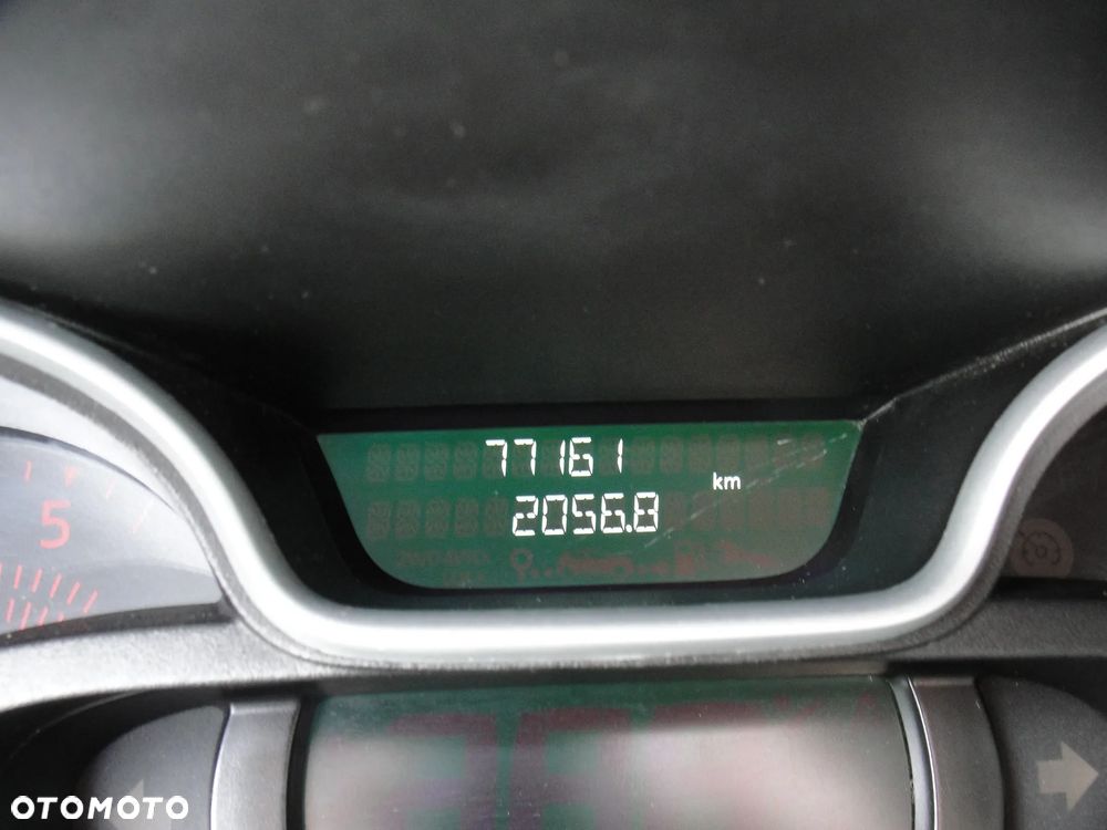 Renault Trafic - 9