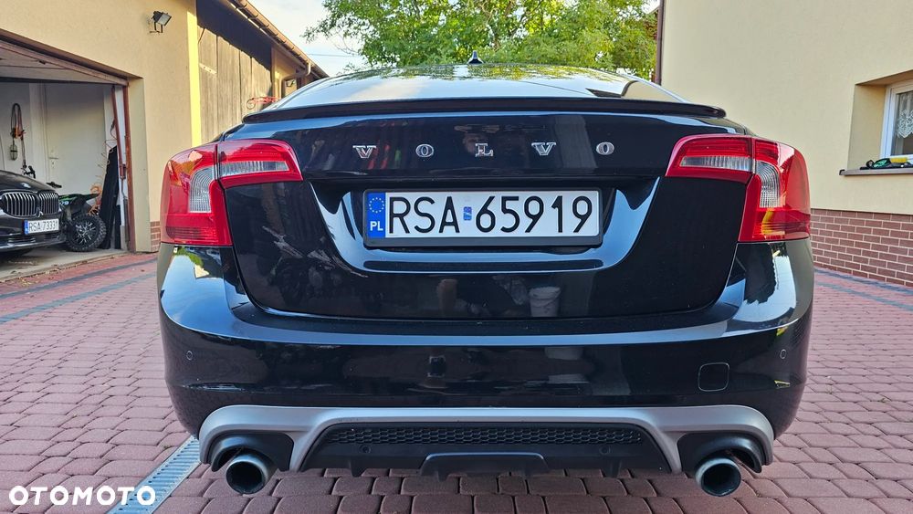 Volvo S60 T3 R-Design Summum - 23