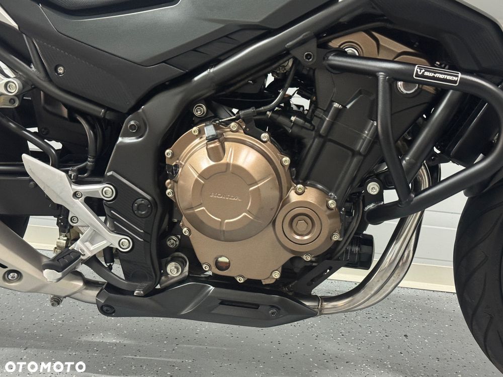 Honda CB - 10