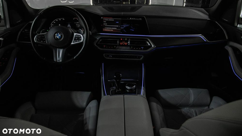 BMW X5 xDrive30d sport - 38