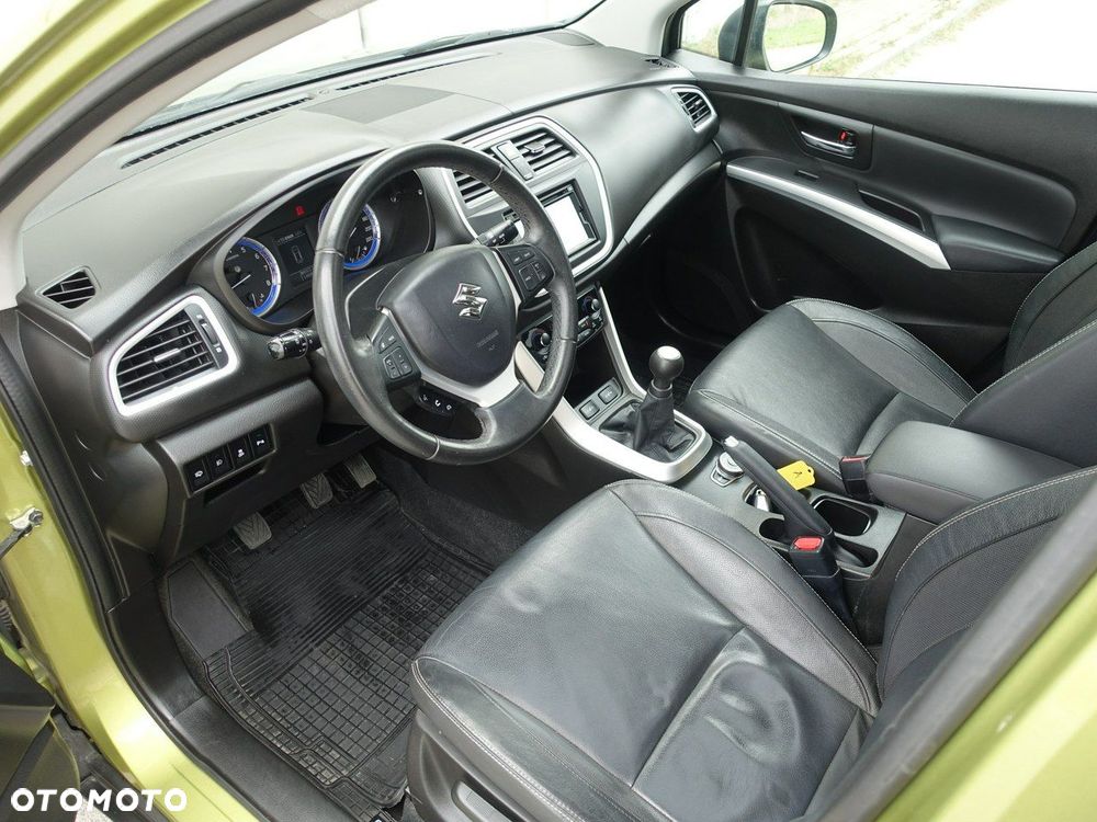 Suzuki SX4 S-Cross 1.6 VVT 4x4 limited - 13