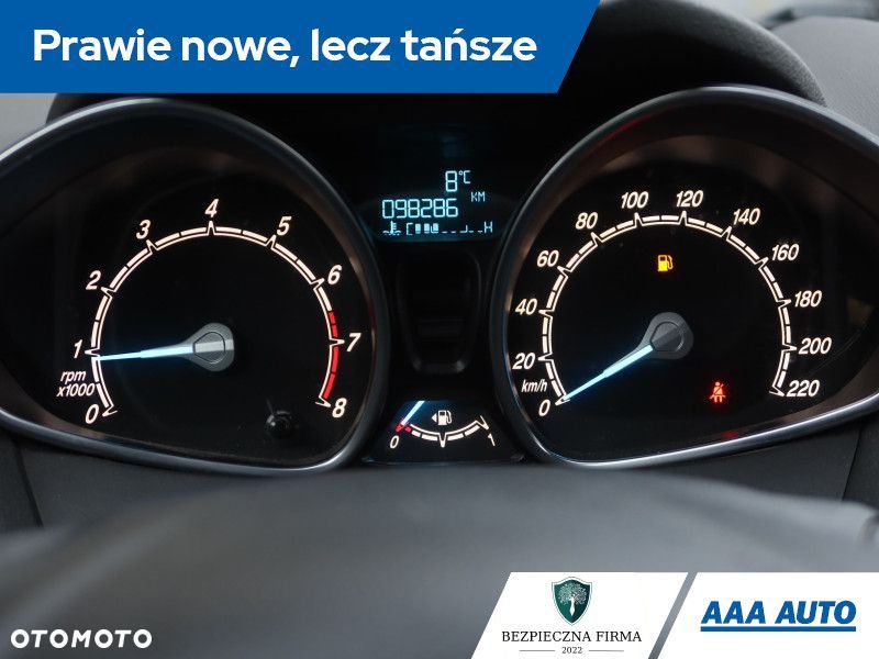 Ford Fiesta - 12