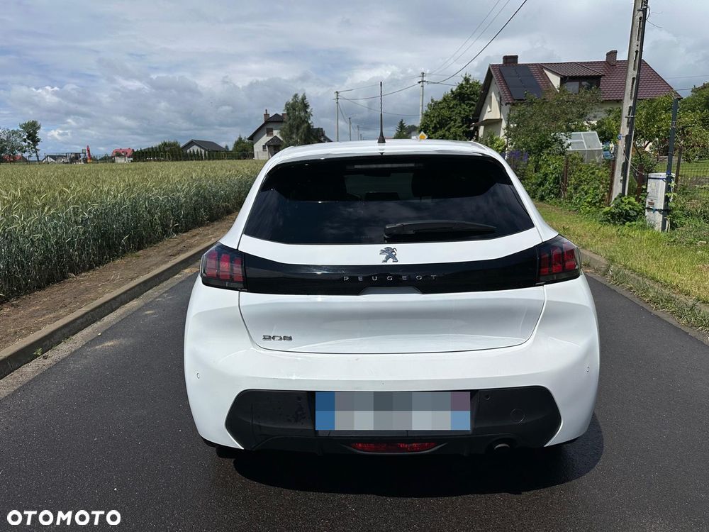 Peugeot 208 - 6
