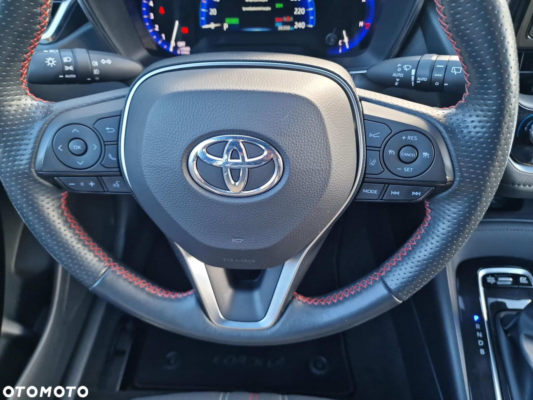 Toyota Corolla 1.8 Hybrid GR Sport - 21