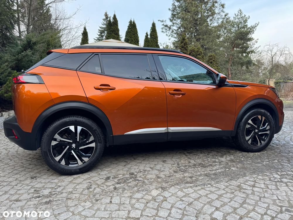 Peugeot 2008 1.2 PureTech Allure S&S - 8