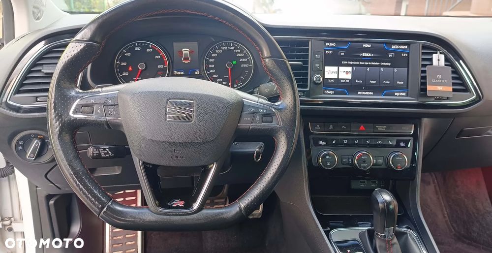 Seat Leon 1.5 eTSI OPF DSG FR - 11