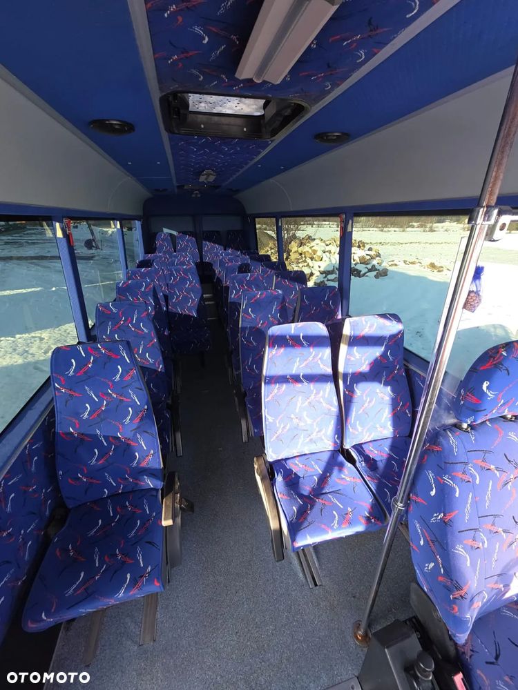 Mercedes-Benz VARIO 614D - 7