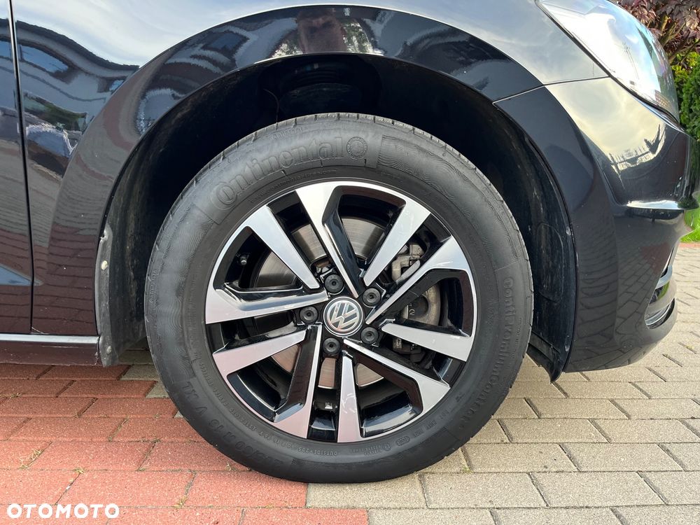 Volkswagen Touran 1.5 TSI ACT OPF DSG IQ.DRIVE - 8