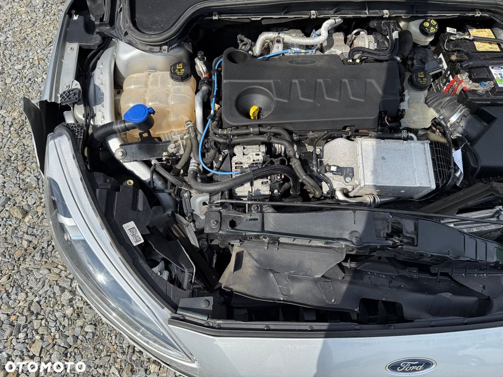 Ford Focus 2.0 EcoBlue STart-Stopp-System TITANIUM X - 14