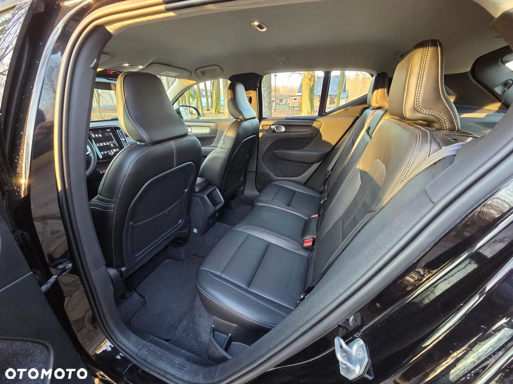 Volvo XC 40 T3 Geartronic Inscription - 25