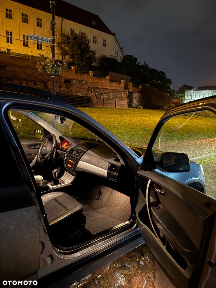 BMW X3 2.0d - 11