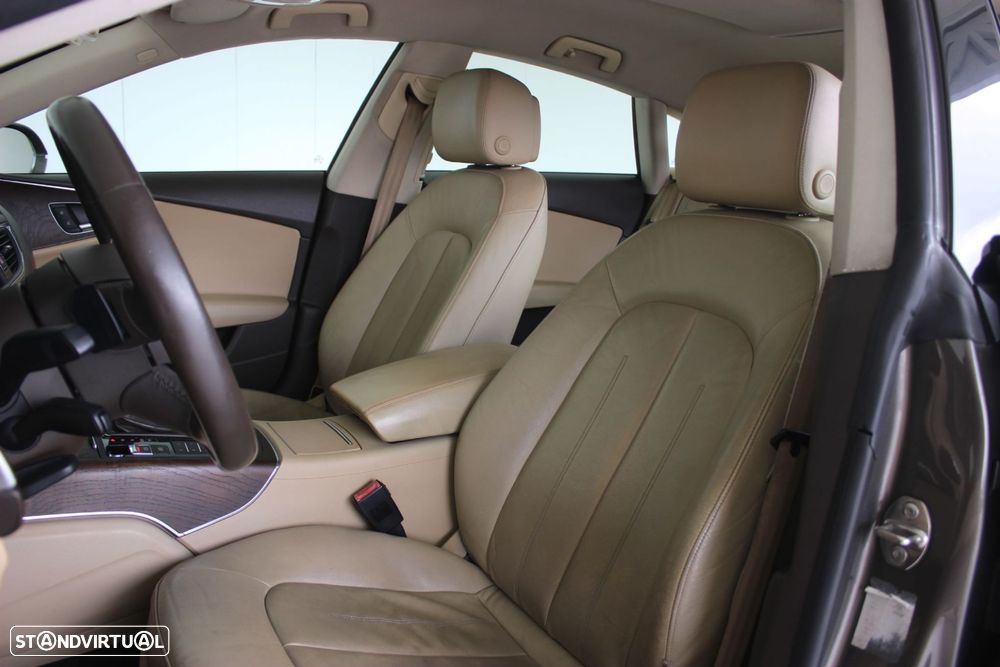 Audi A7 Sportback 3.0 TDI V6 Multitronic - 33