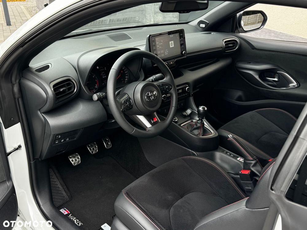 Toyota GR Yaris - 30