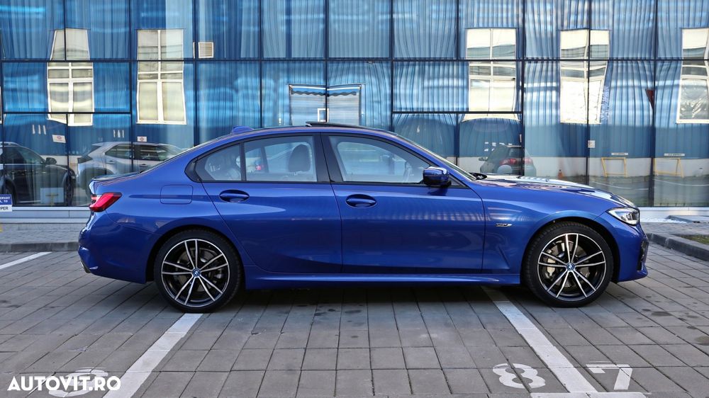 BMW Seria 3 330e xDrive AT PHEV - 8