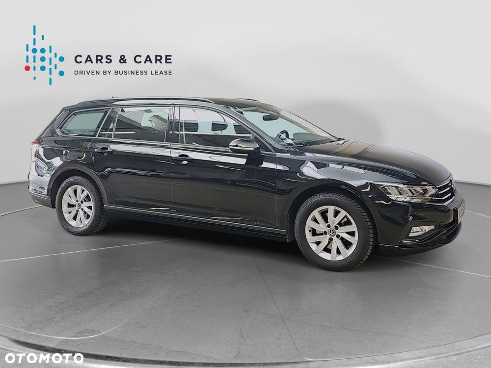 Volkswagen Passat Variant 2.0 TDI EVO Essence DSG - 28