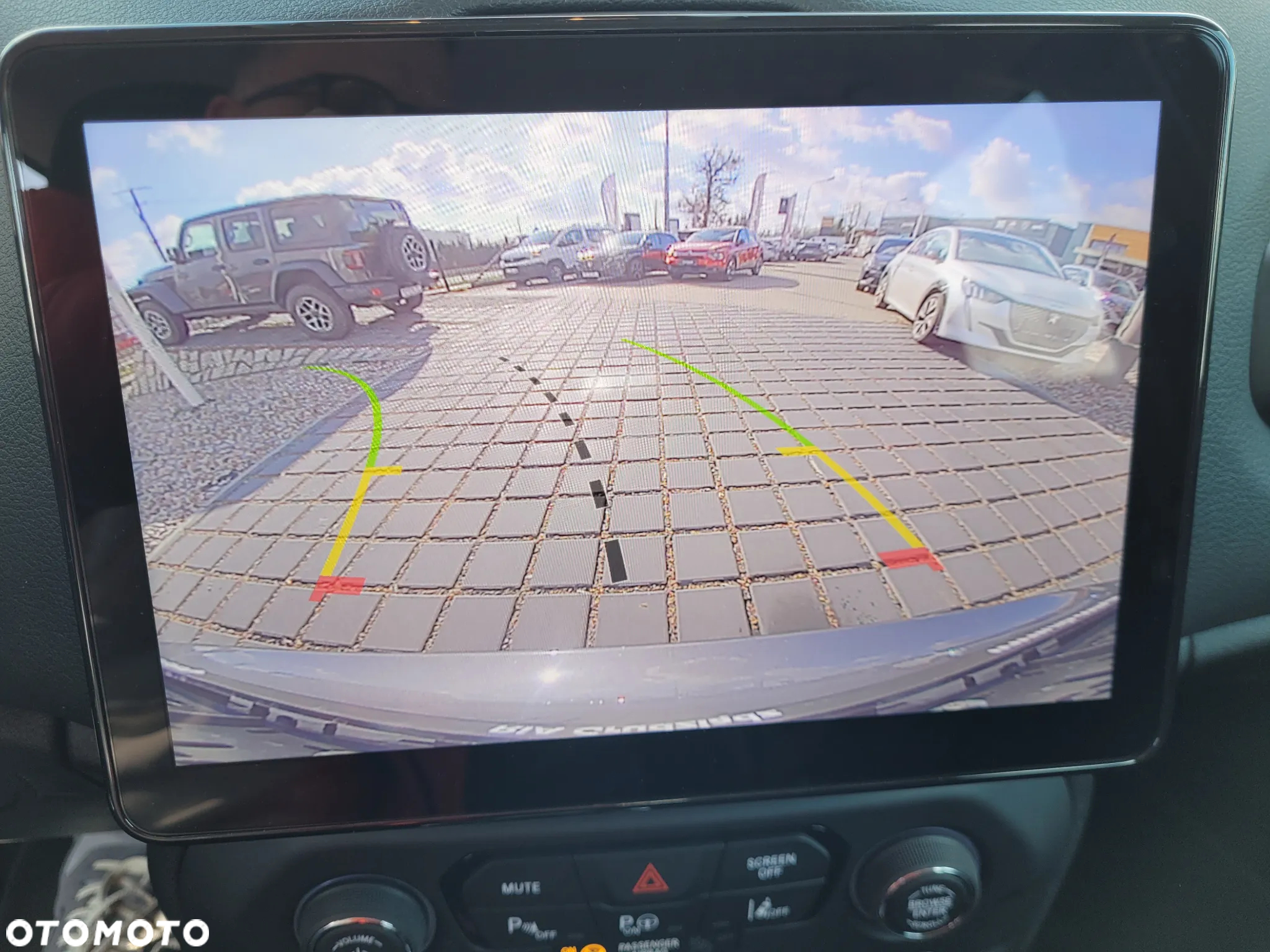 Jeep Renegade 1.5 T4 mHEV Altitude FWD S&S DCT - 20