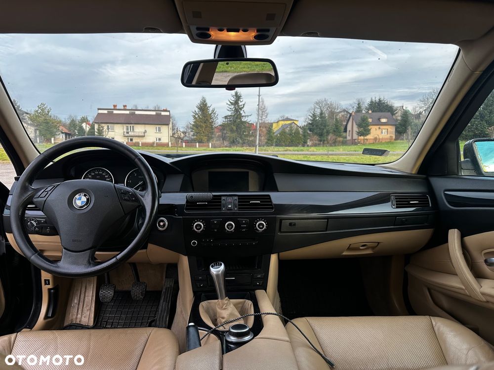 BMW Seria 5 - 11