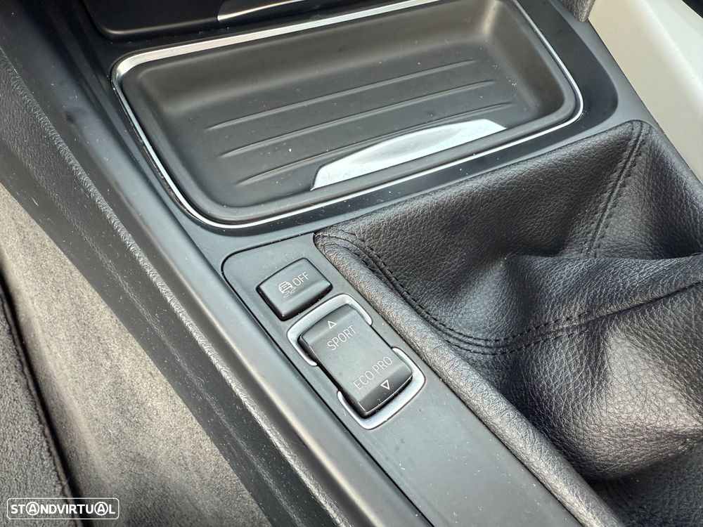 BMW 316 d Touring Sport Line - 30