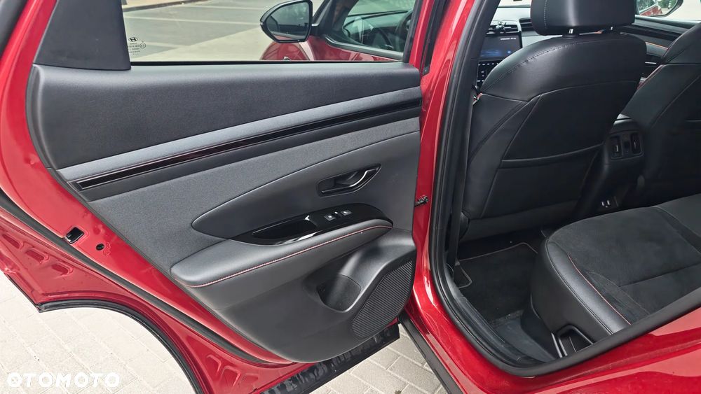 Hyundai Tucson 1.6 T-GDi HEV Executive 2WD - 9