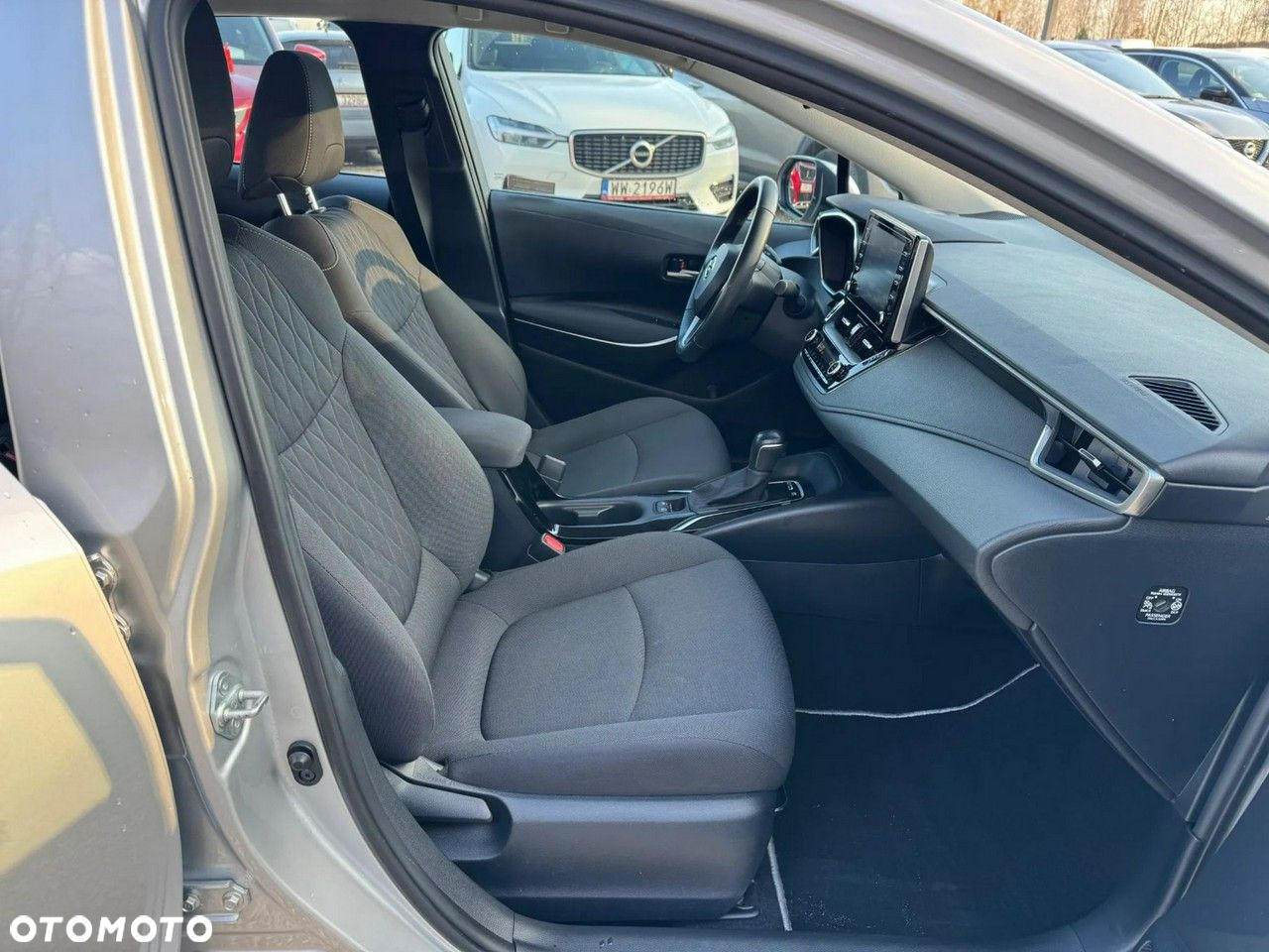 Toyota Corolla 1.8 Hybrid GPF Comfort - 22