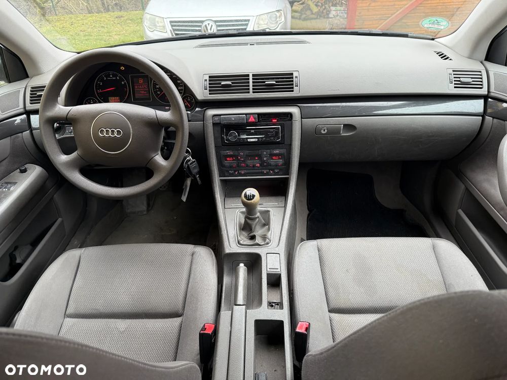 Audi A4 Limousine 2 - 24