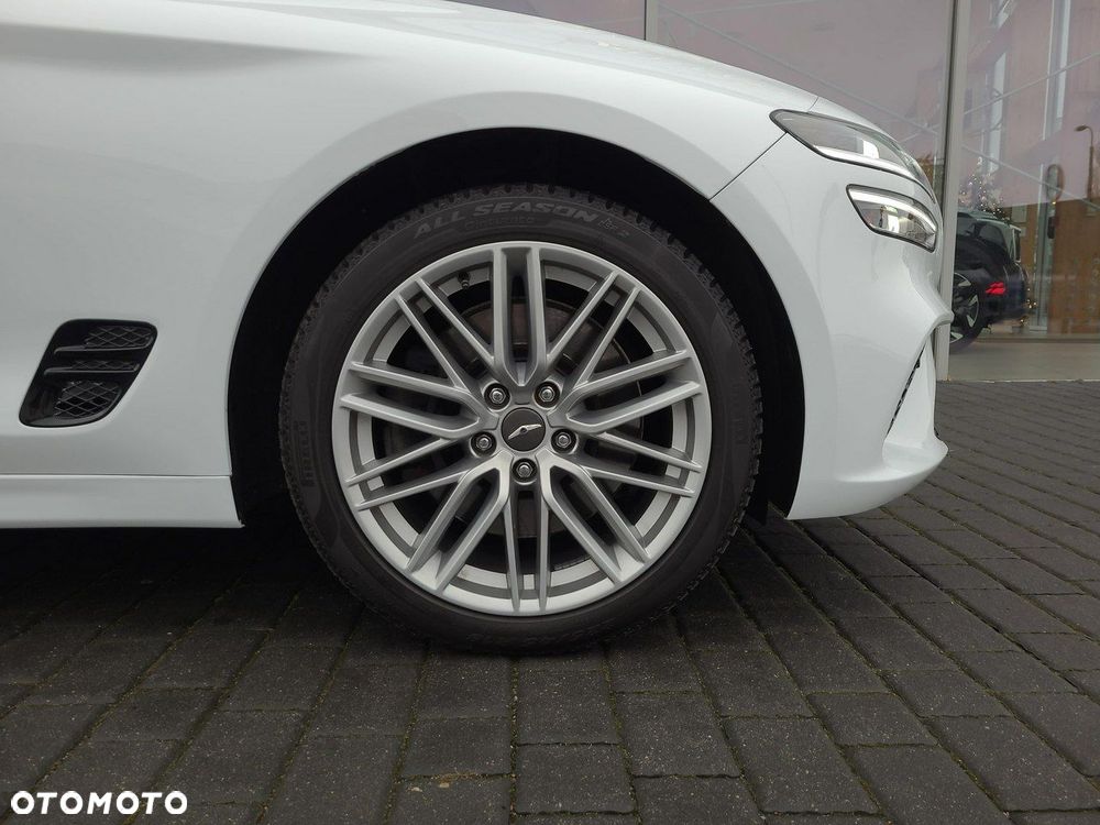 Genesis G70 2.0T RWD 8AT Premium - 19