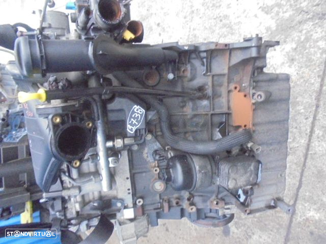Motor D4204T VOLVO V50 2004 2.0D 136CV 5P CINZA - 3