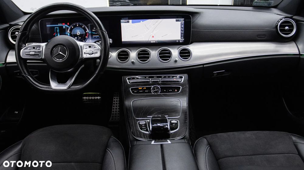 Mercedes-Benz Klasa E 220 d 4-Matic AMG - 16