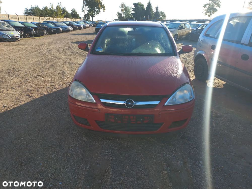 Opel Corsa C 3D Z573 wszystkie części - 2