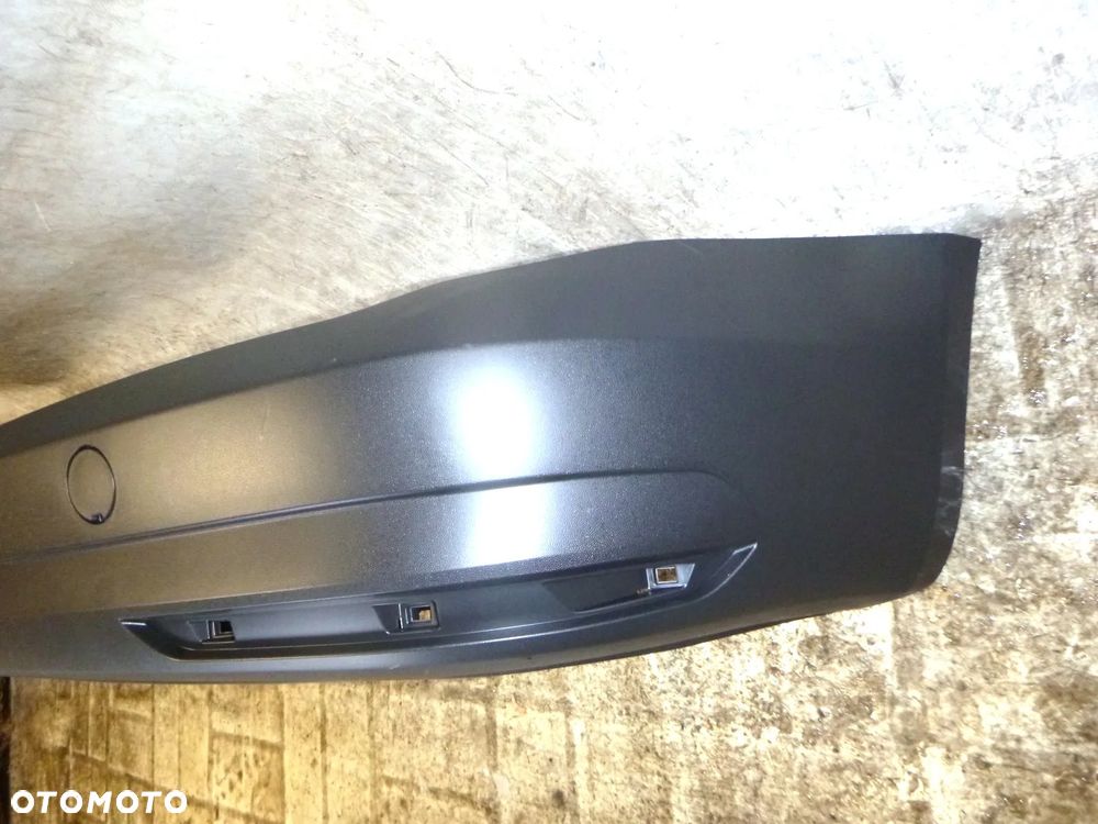 volkswagen caddy  14r- 15r- zderzak tył nowy tylny - 4