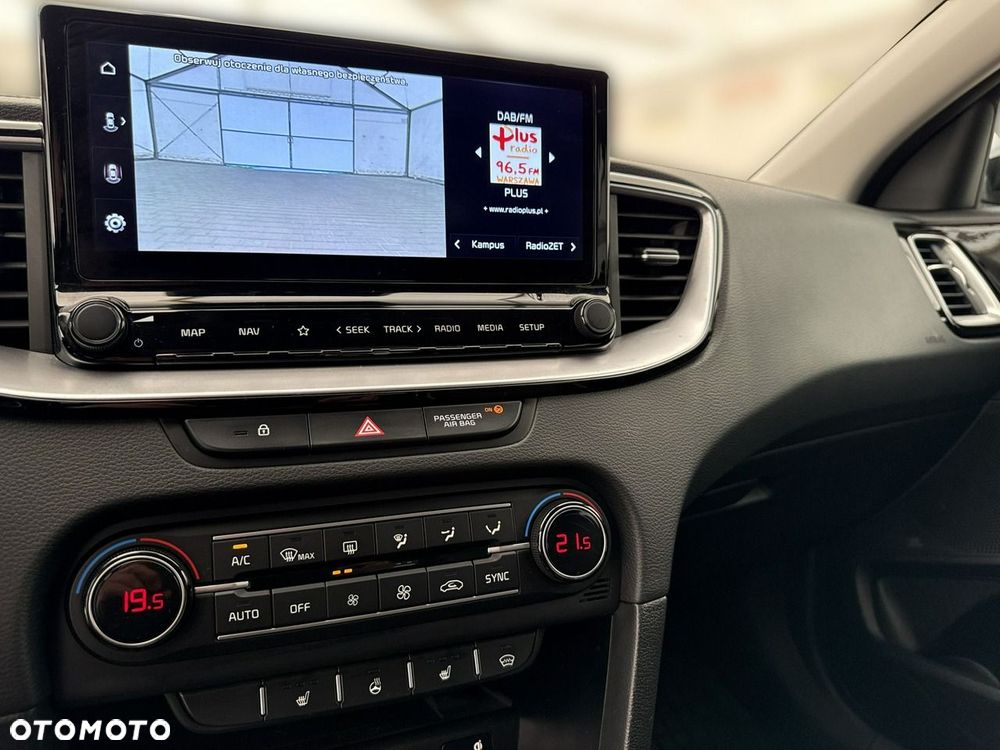 Kia Ceed - 28
