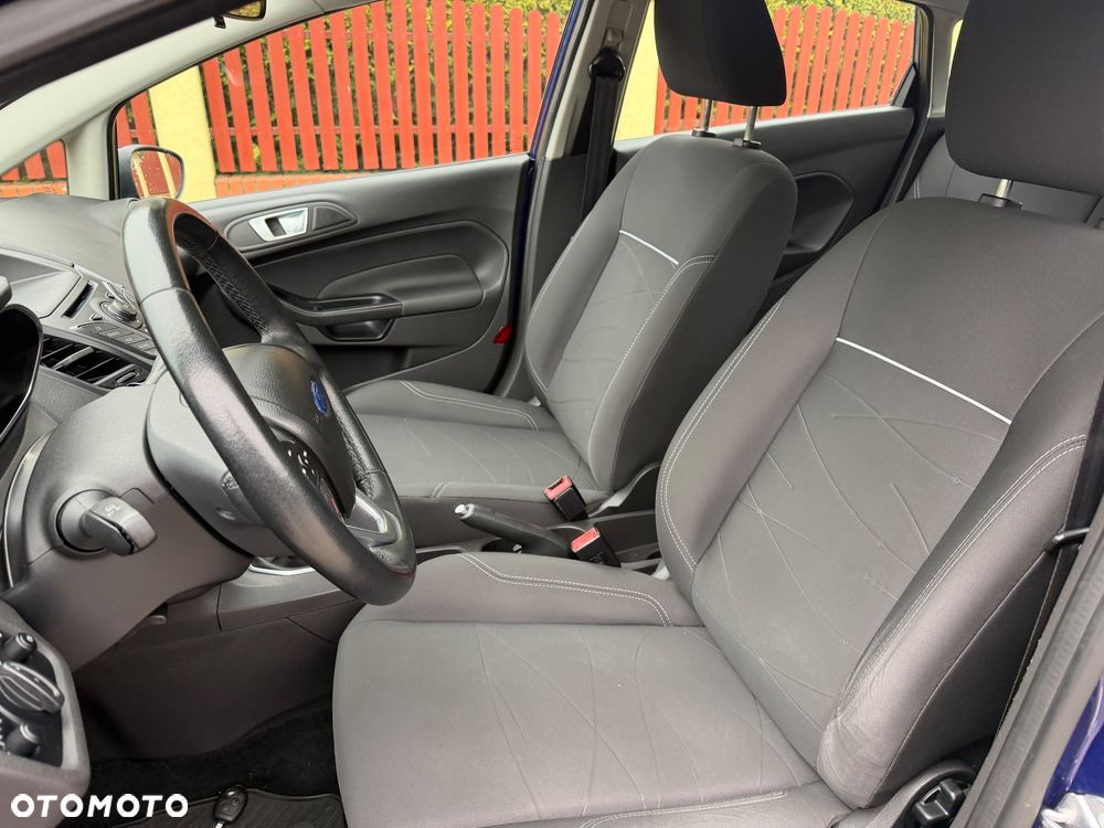 Ford Fiesta 1.25 Champions Edition - 27